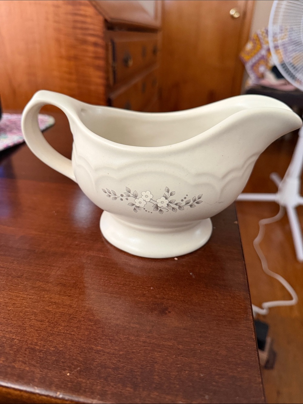 Pfaltzgraff Heirloom Cream Gravy Boat with Gray Floral Motif